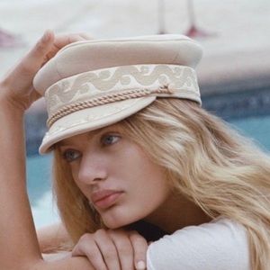 REVOLVE Chic Neutral/Gold Hat NEW